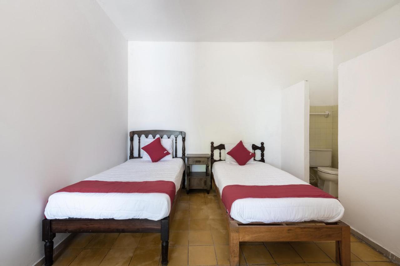 OYO Hotel Las Palmas Cuyutlan Manzanillo Kültér fotó