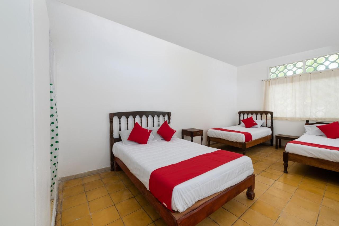 OYO Hotel Las Palmas Cuyutlan Manzanillo Kültér fotó