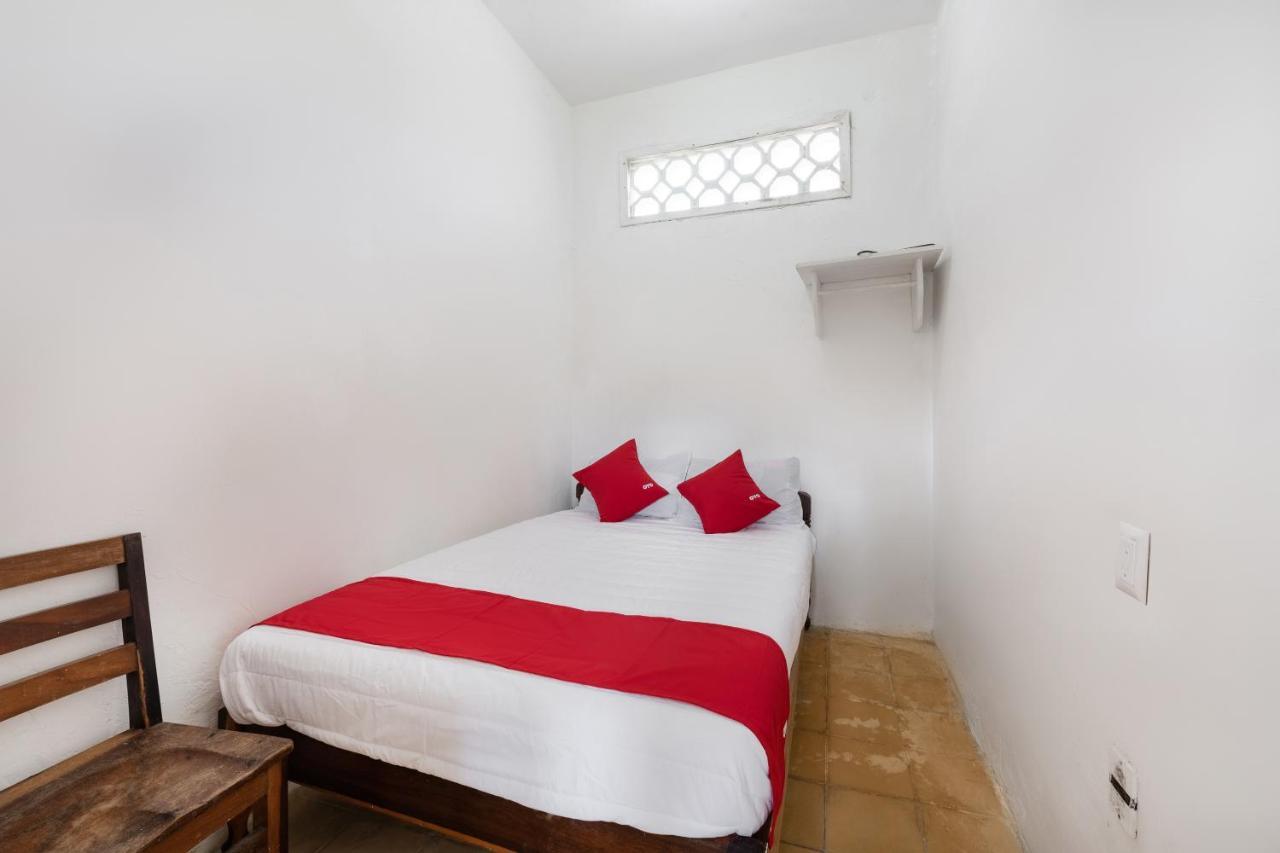 OYO Hotel Las Palmas Cuyutlan Manzanillo Kültér fotó
