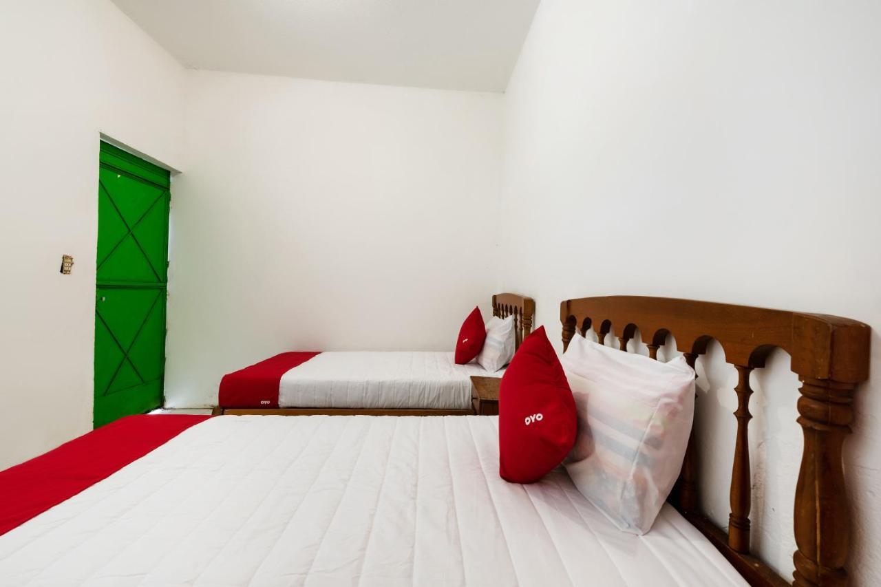 OYO Hotel Las Palmas Cuyutlan Manzanillo Kültér fotó
