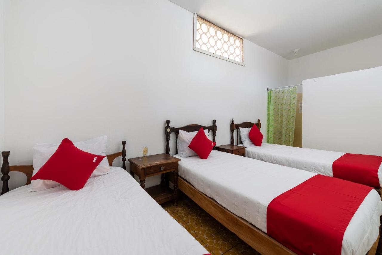 OYO Hotel Las Palmas Cuyutlan Manzanillo Kültér fotó
