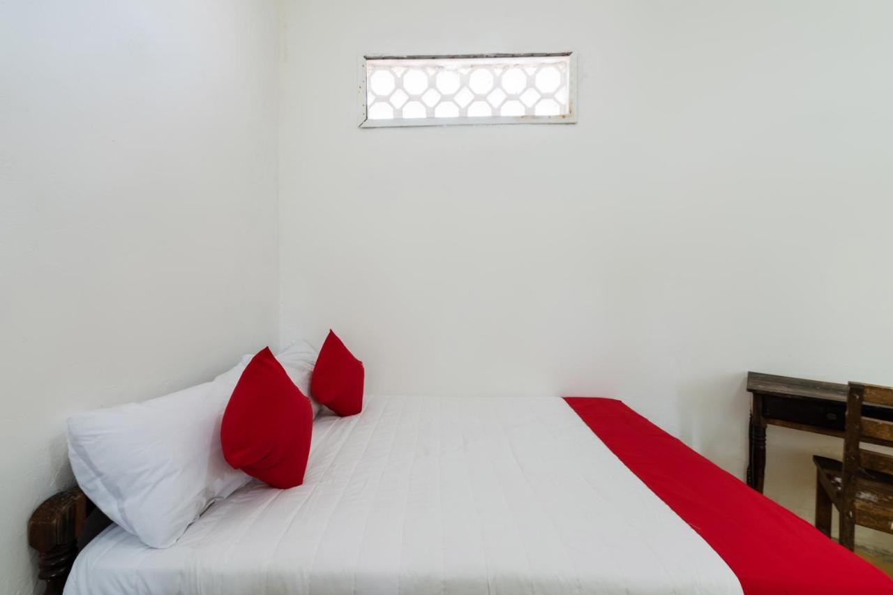 OYO Hotel Las Palmas Cuyutlan Manzanillo Kültér fotó