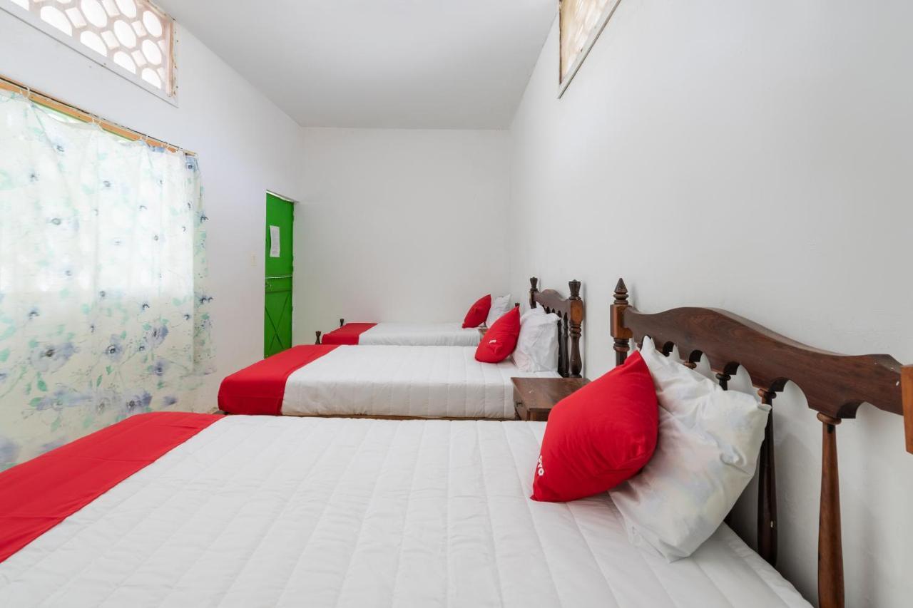 OYO Hotel Las Palmas Cuyutlan Manzanillo Kültér fotó